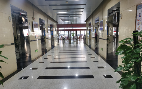 庚坊国际大厦电梯